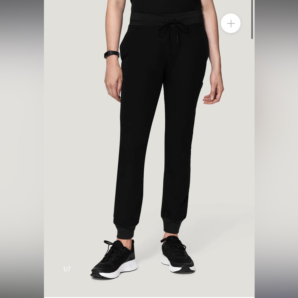 Mandala 9-pocket Jogger Scrub Pants